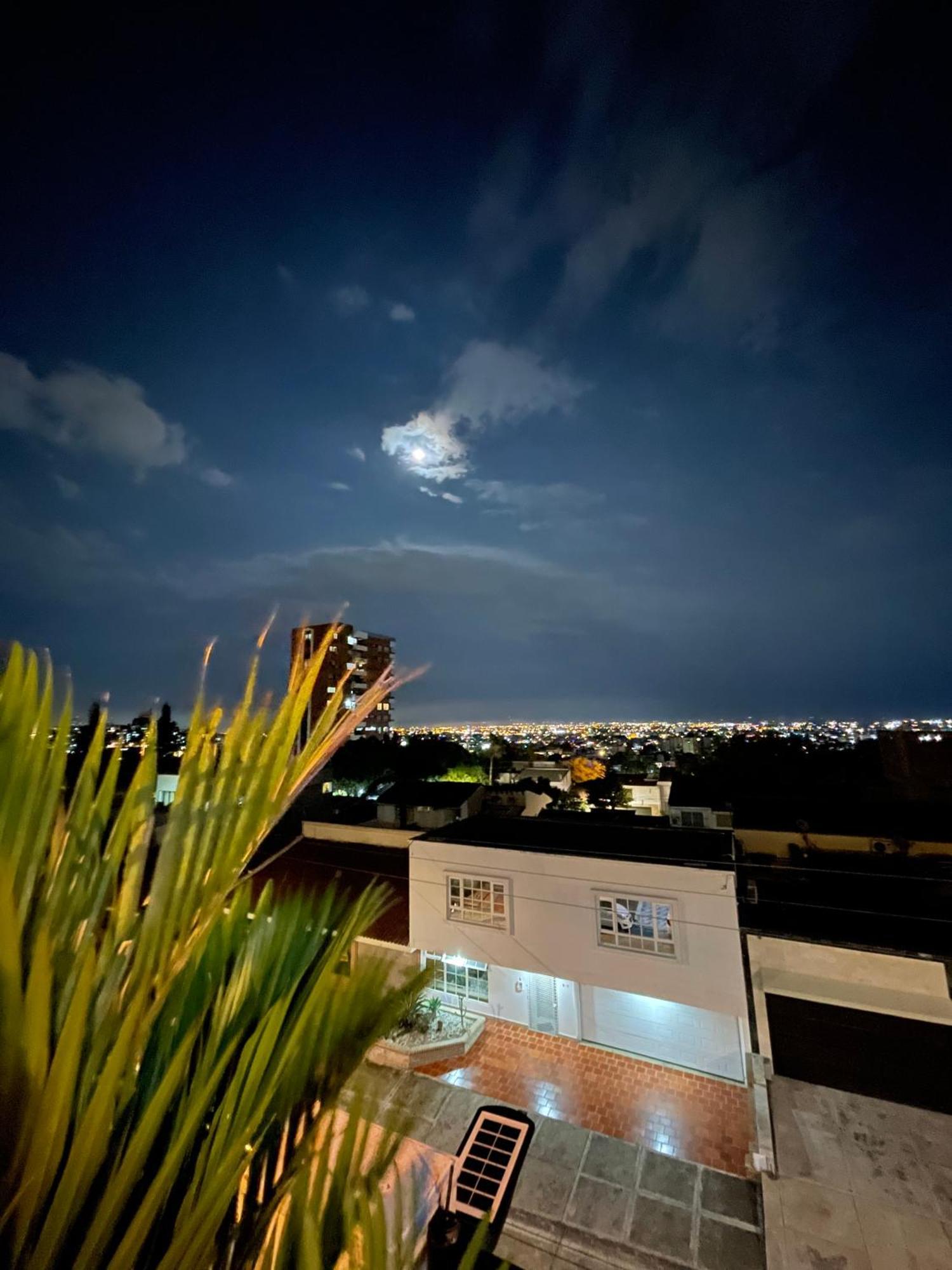 The View Hostel & Lounge كالي المظهر الخارجي الصورة