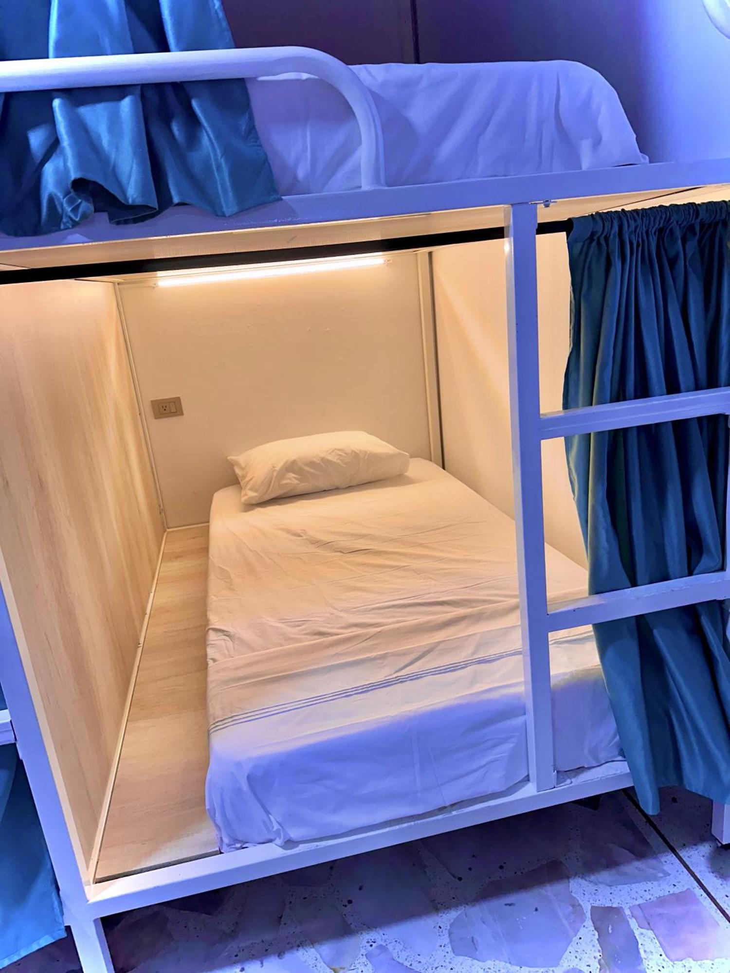The View Hostel & Lounge كالي المظهر الخارجي الصورة