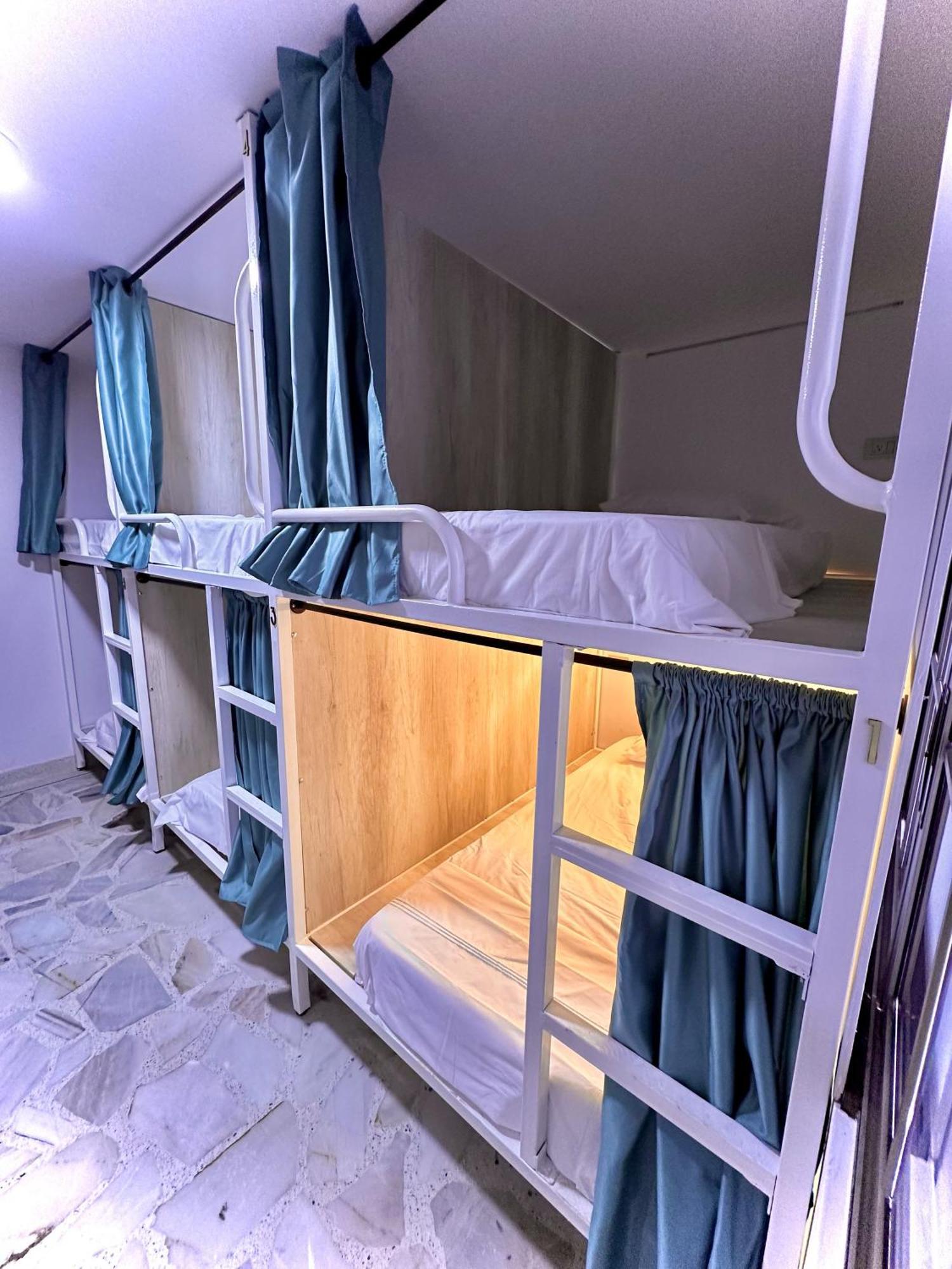 The View Hostel & Lounge كالي المظهر الخارجي الصورة